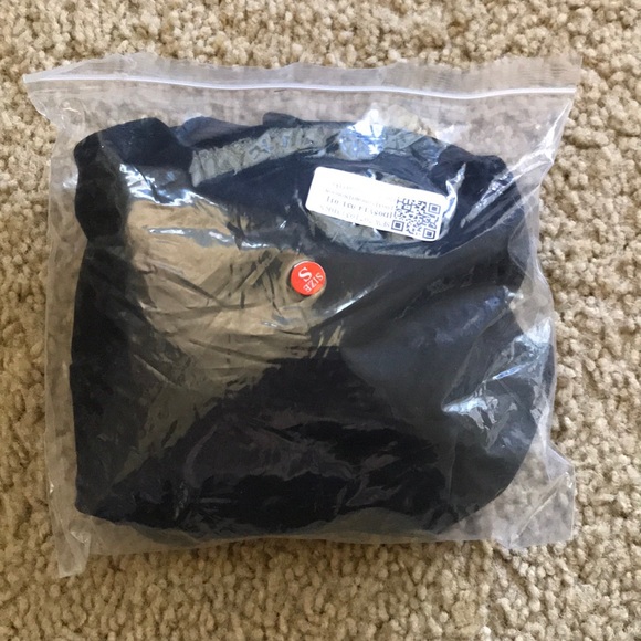 Black Swimsuit - Picture 6 of 6